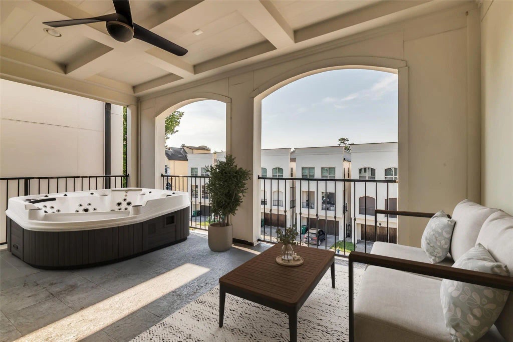 1906 W 25th Street, Houston