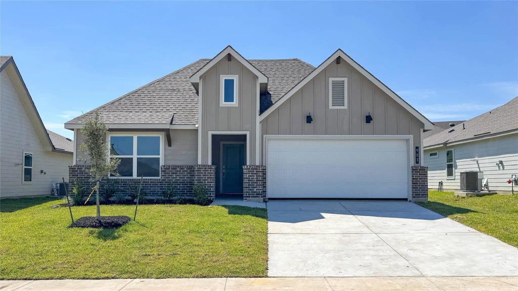 903 Legrand Street, Brenham