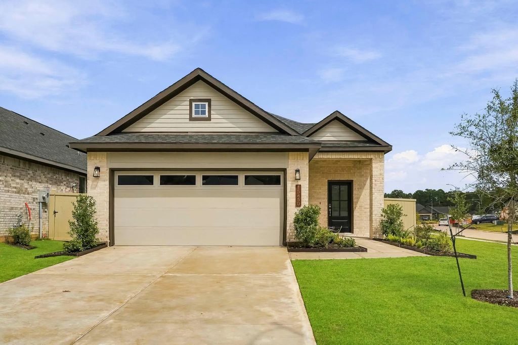 15450 Park Perch Place, Magnolia