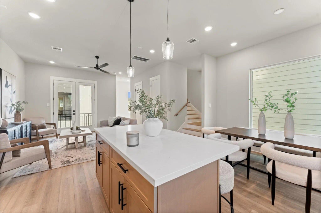 1102 Mansfield Street A, Houston