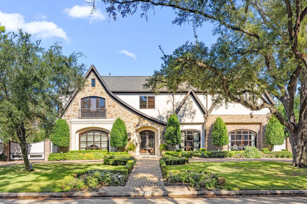 5550 Candlewood Drive, Houston