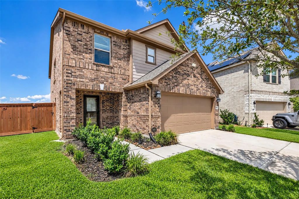 21278 Harbor Shore Drive, Cypress