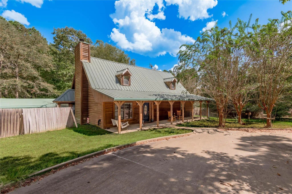 138 Harborview Drive, Nacogdoches