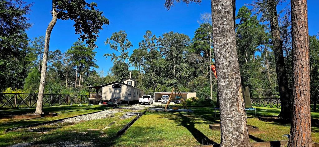 137 Wild Oak Road, Shepherd