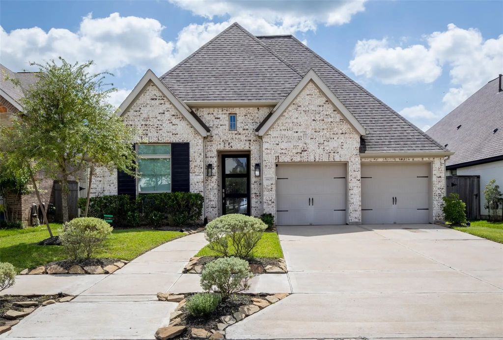 1627 Clover Court, Missouri City