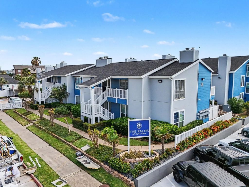 3506 Cove View Boulevard 306, Galveston