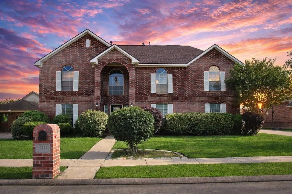 2111 Paintbrush Avenue, League City