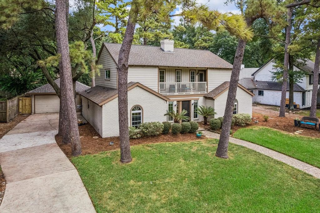 5210 Three Oaks Circle, Houston