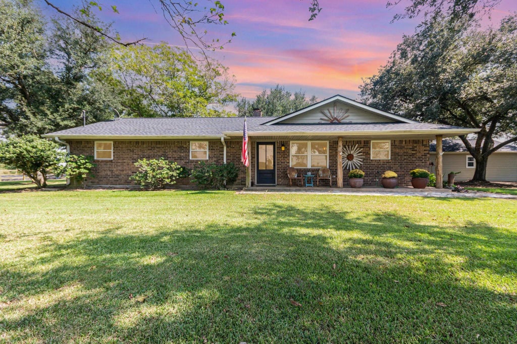 12009 Dannhaus Road, Needville
