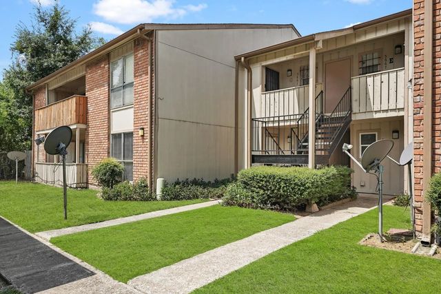 5667 Birchmont Drive H, Houston