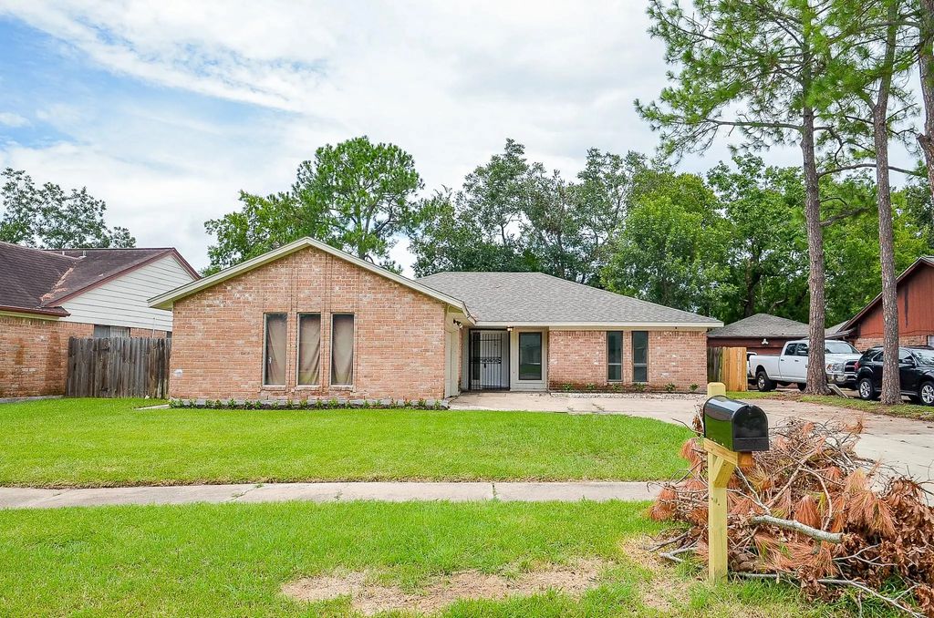 12266 Huntington Venture Drive, Houston