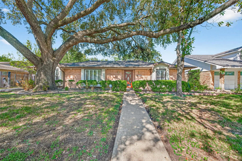 5734 Sanford Road, Houston