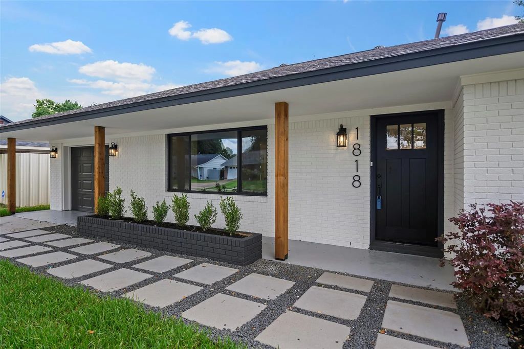 1818 Watercrest Drive, Houston