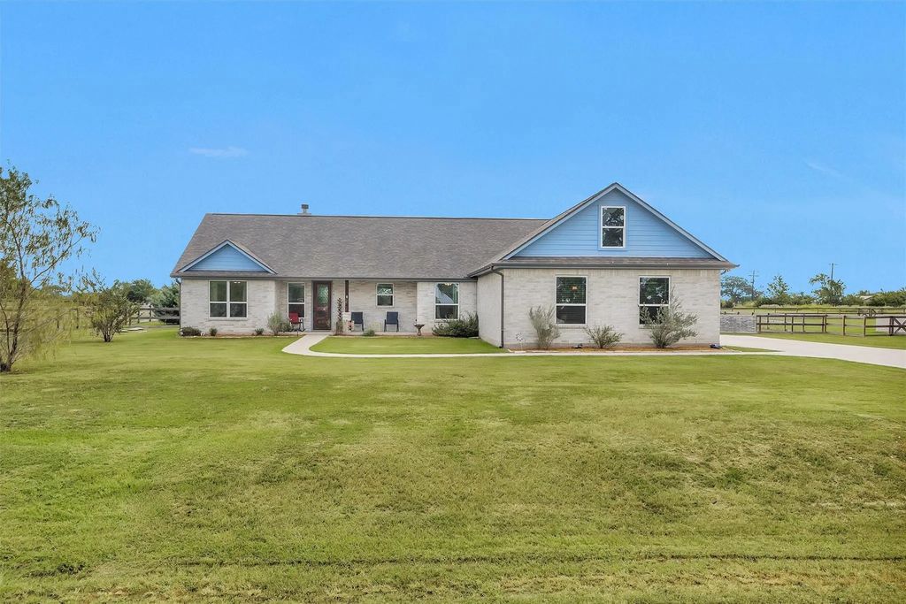9123 Scarborough Drive, Iola