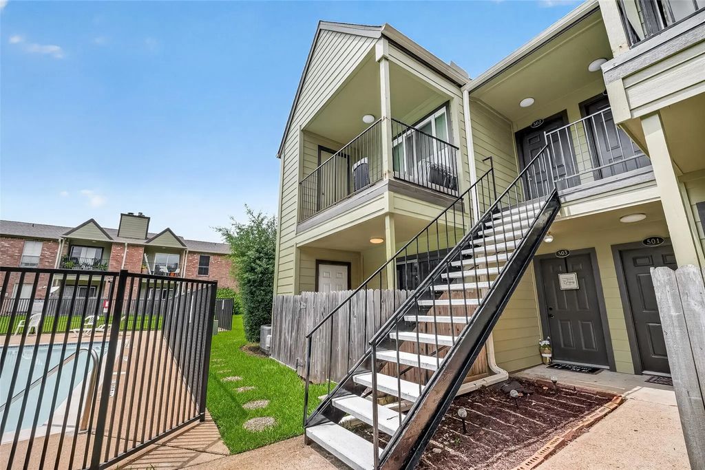 18800 Egret Bay Blvd Boulevard 503, Webster