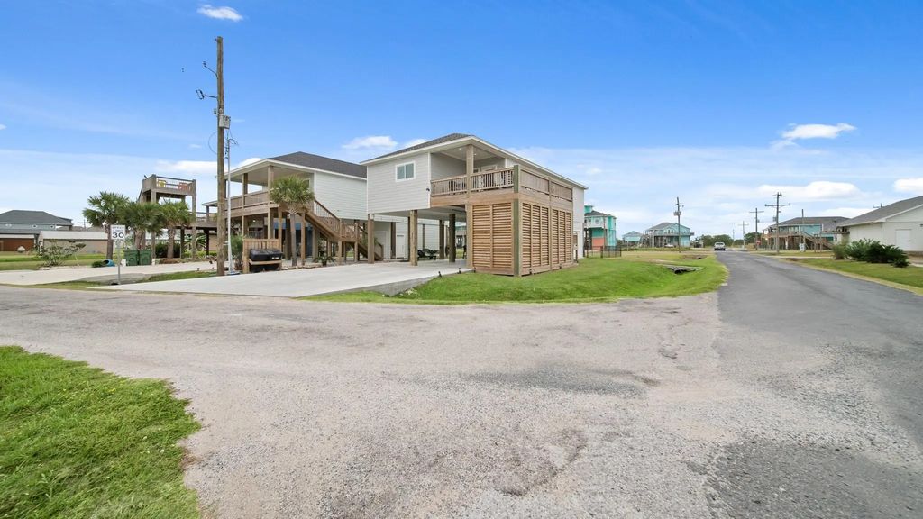 991 Seadrift Drive, Port Bolivar