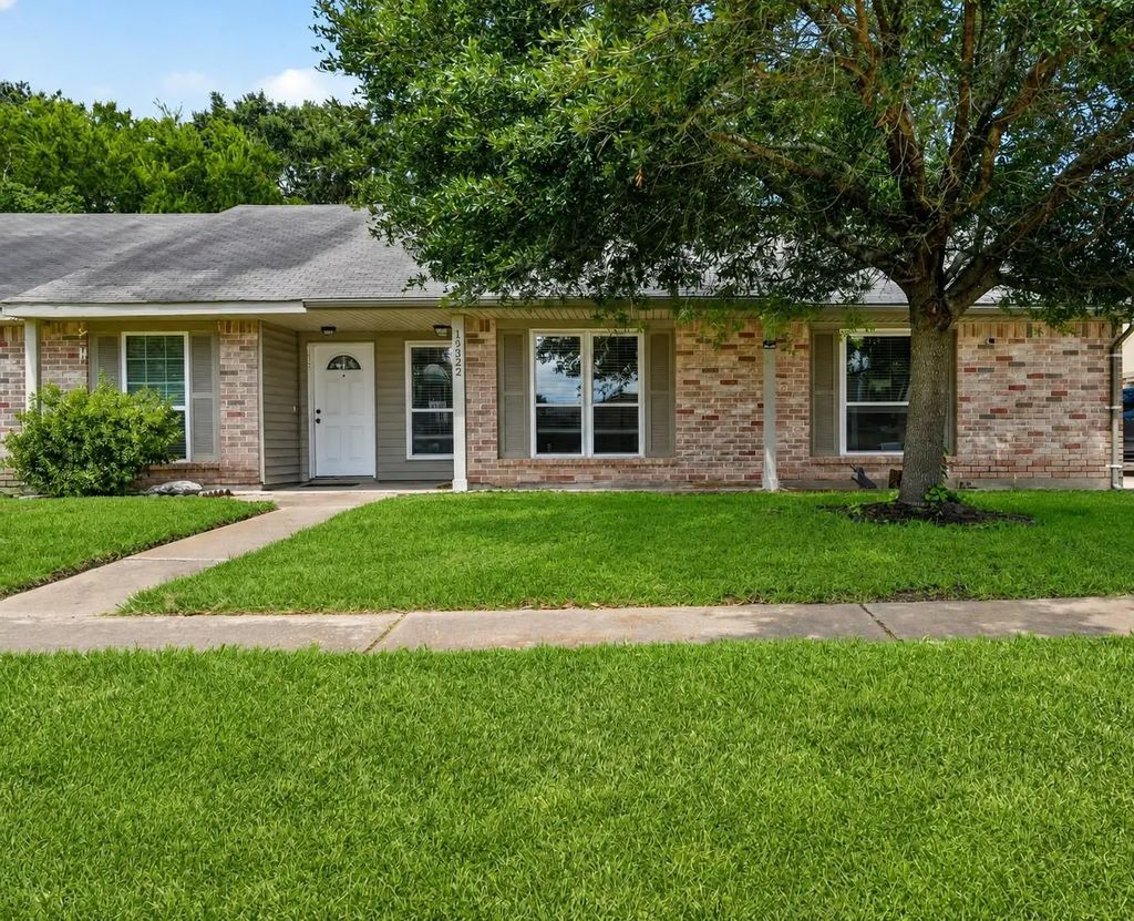 19322 Woodglen Drive, Katy