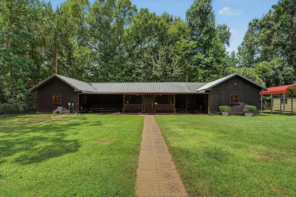 527 Number 9 Road, Wallisville