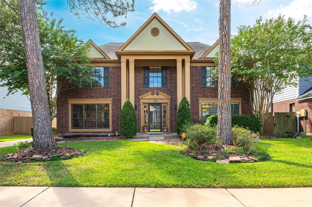 113 Coral Bay Drive, League City