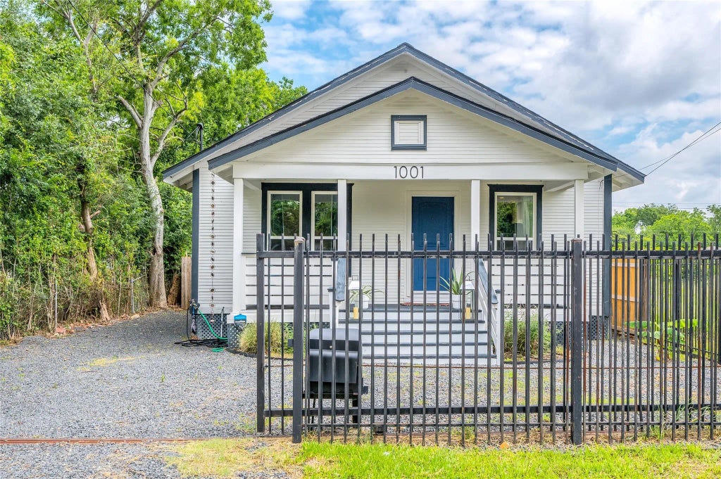 1001 E 40th Street, Houston