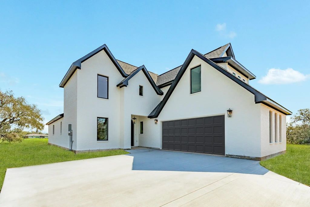1737 Flintlock Court, Angleton