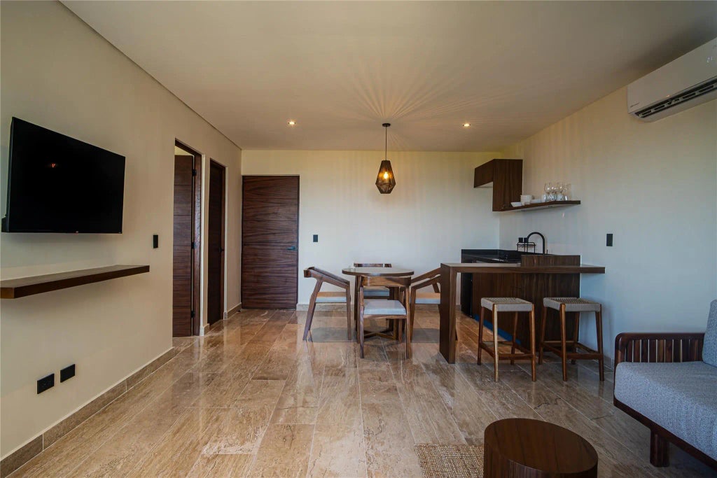 301 Carr. A Manzana 32 Lote 1 301, 