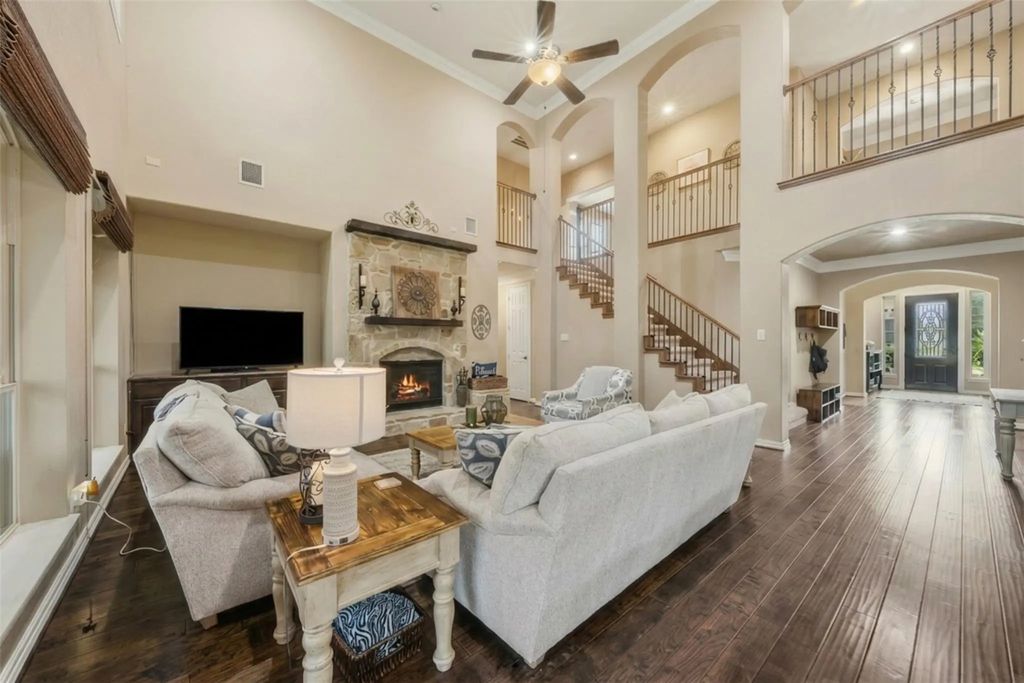 3926 Crystal Cascade Lane, Richmond