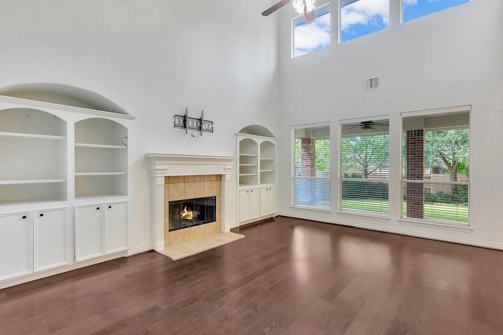 27 Frontera, The Woodlands