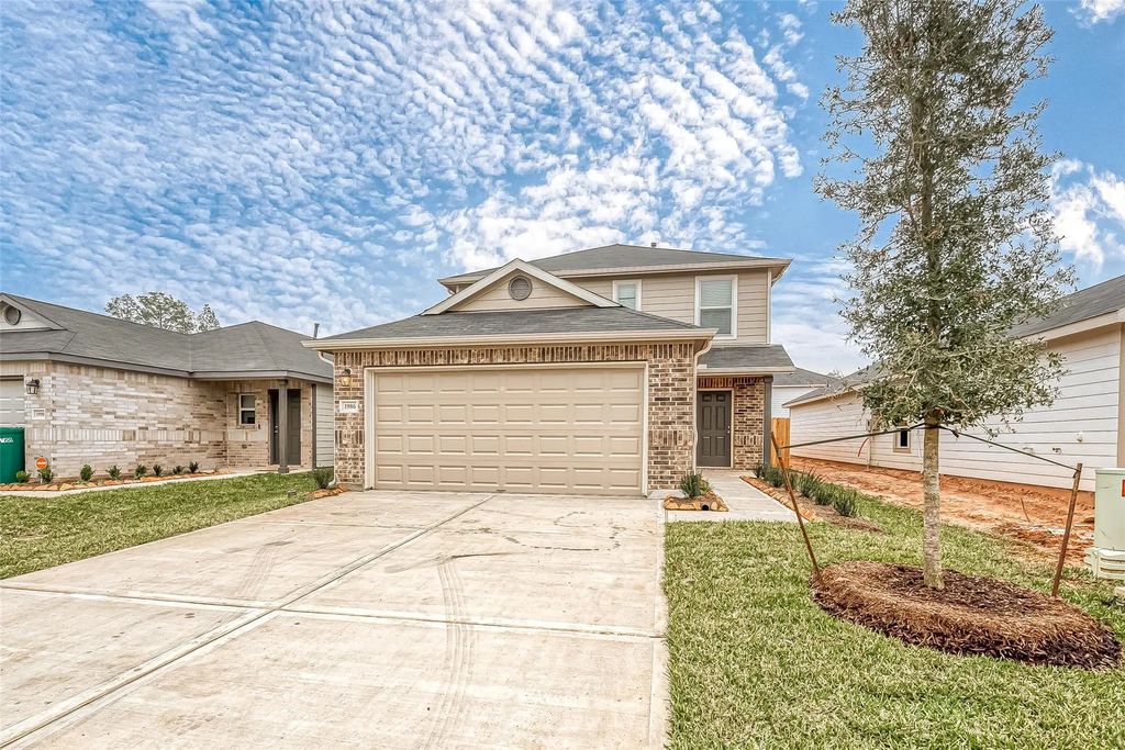 1986 Hidden Cedar Drive, Conroe