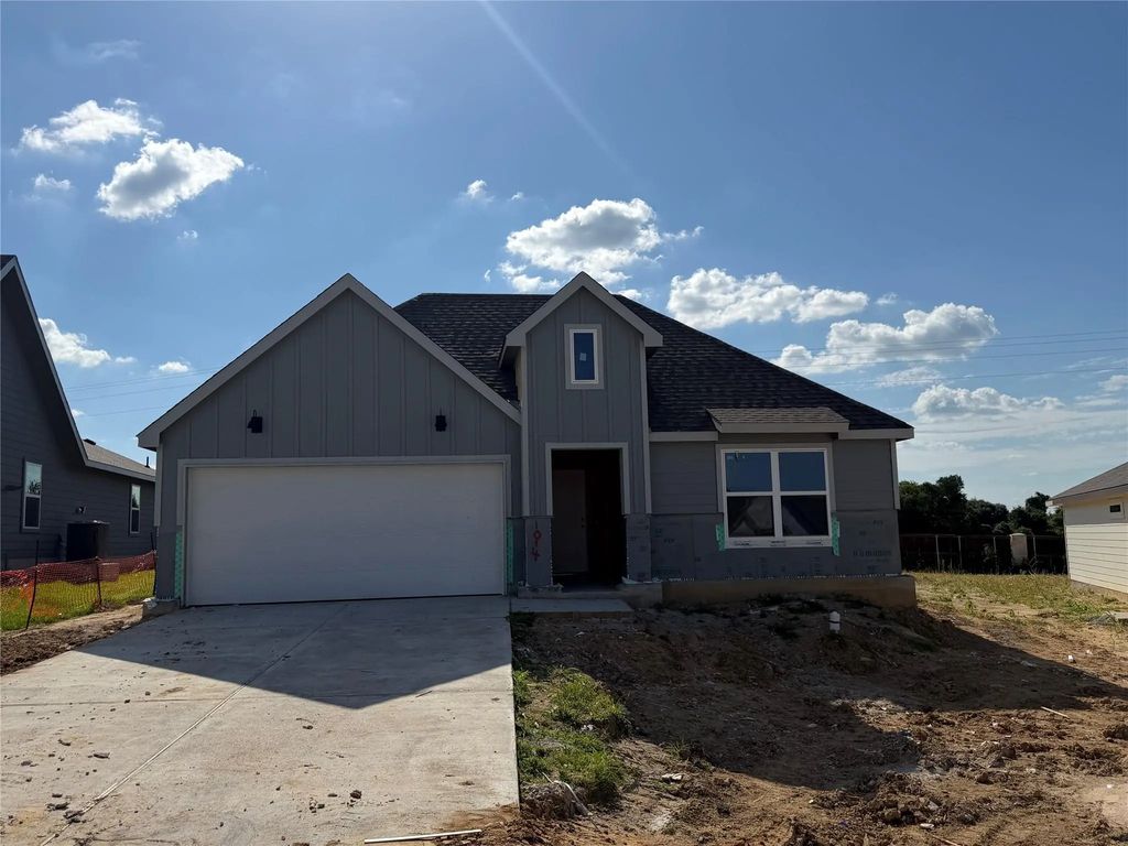 1014 Legrand Street, Brenham