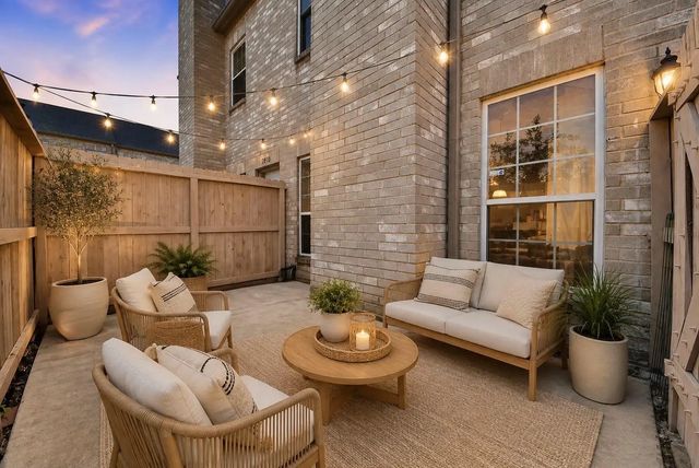 2908 Holly Hall Street 2908, Houston