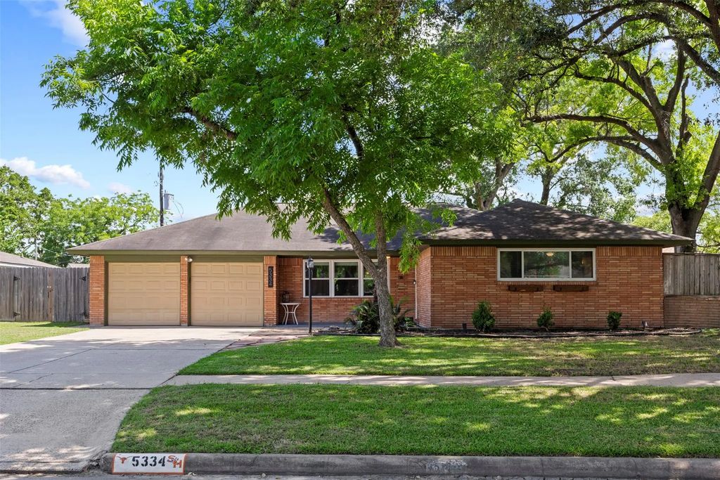 5334 Saxon Drive, Houston
