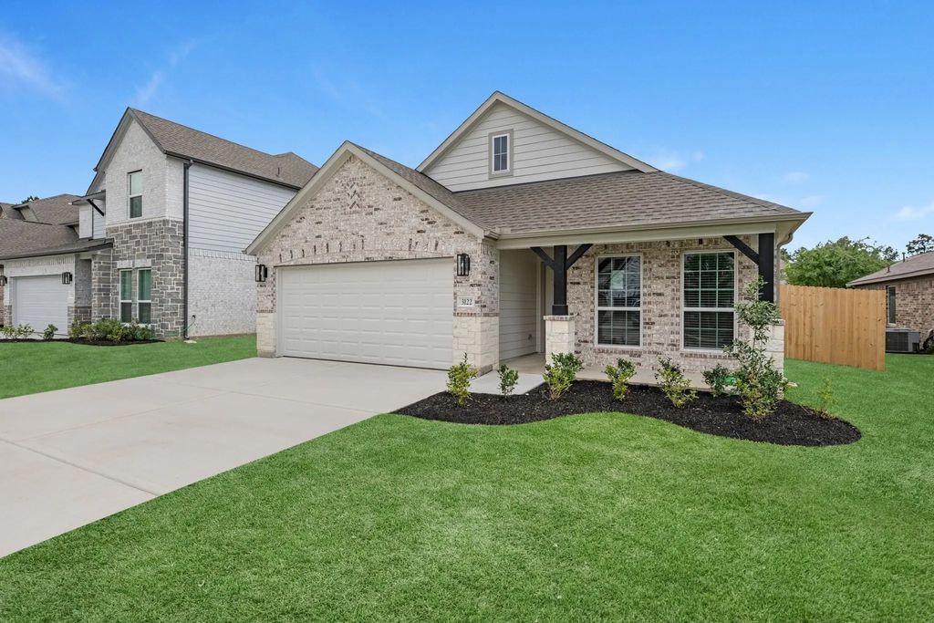 1739 Pecan Woods Lane, Conroe