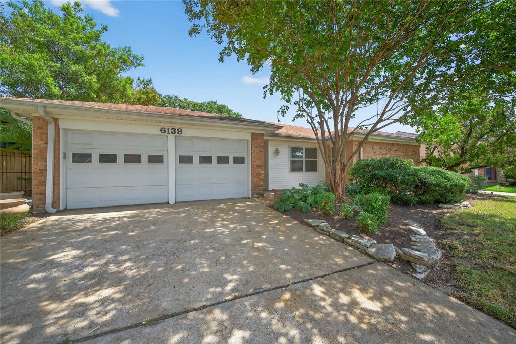 6138 Birchmont Drive, Houston
