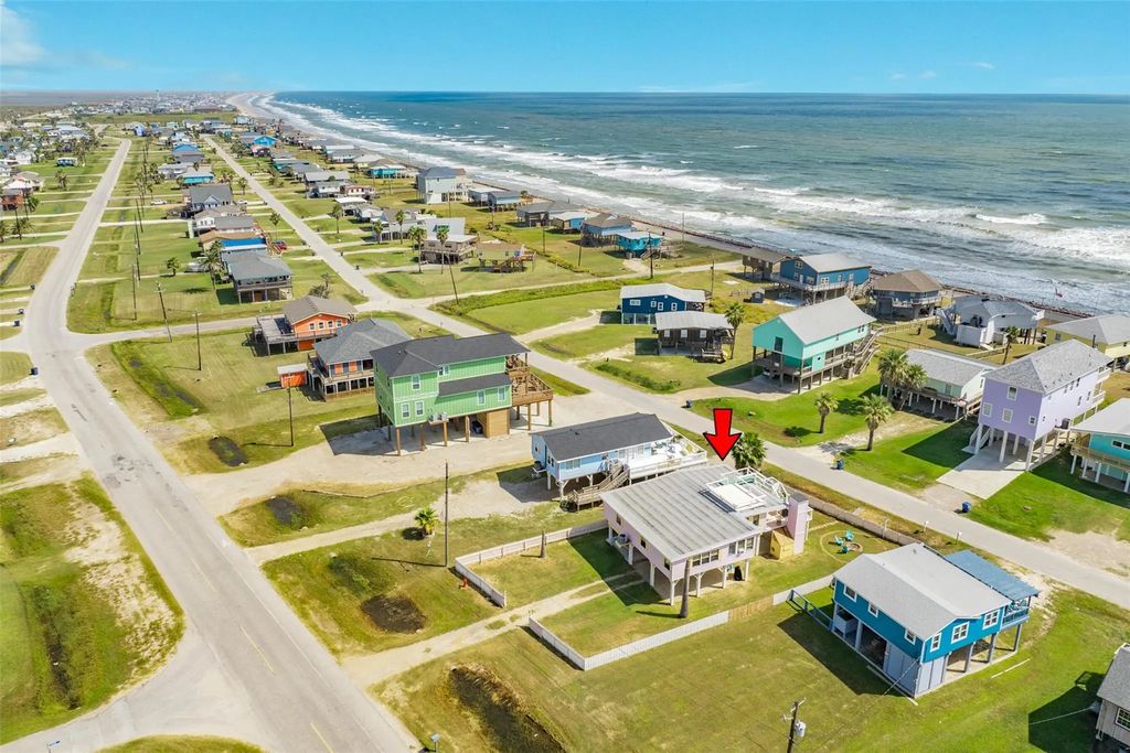 922 Seashell Drive, Freeport