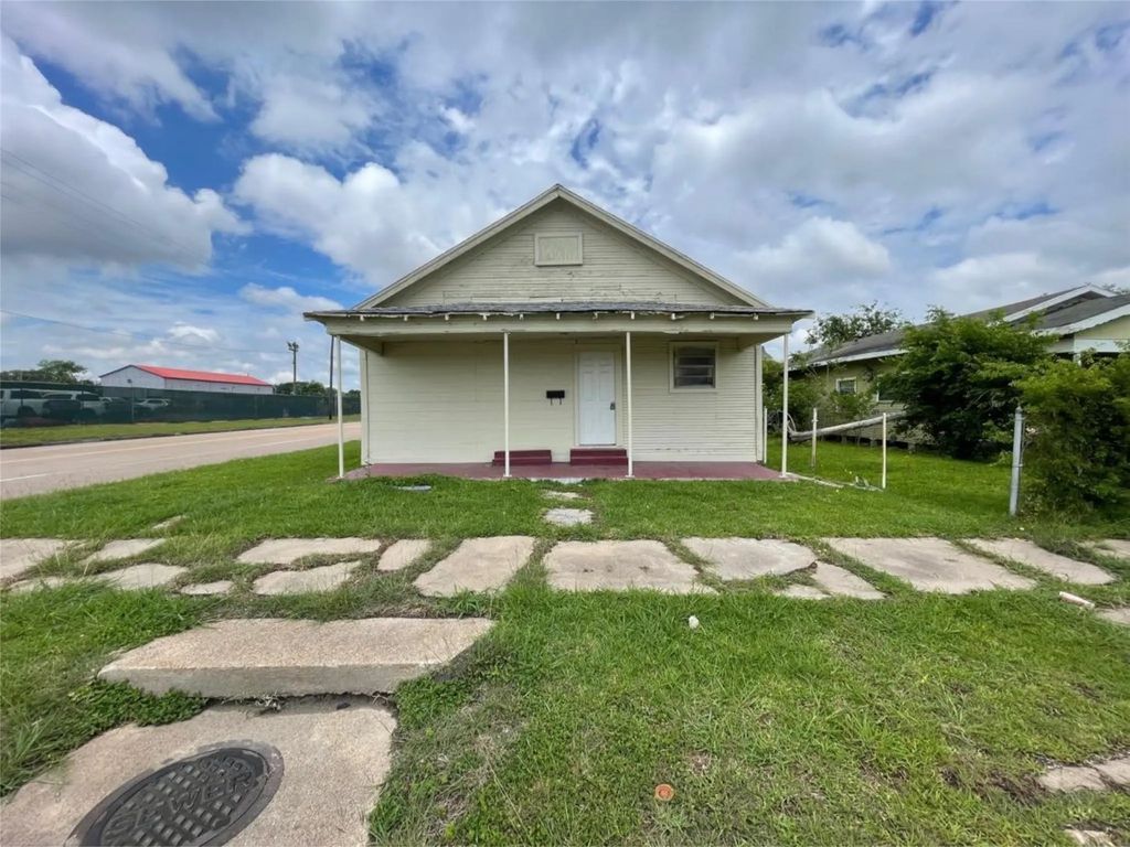 501 14th Street, Port Arthur