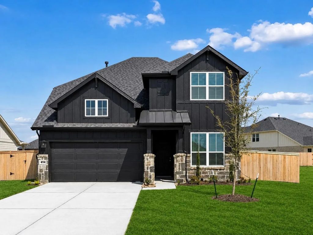414 Ruby Ford Drive, Cove