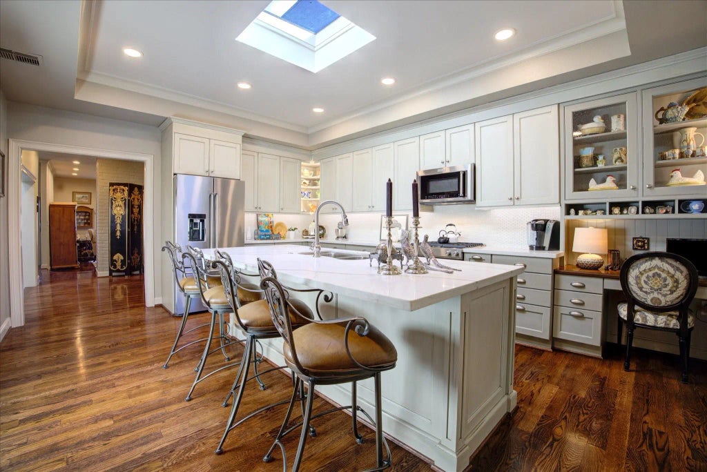 4053 Breakwood Drive, Houston