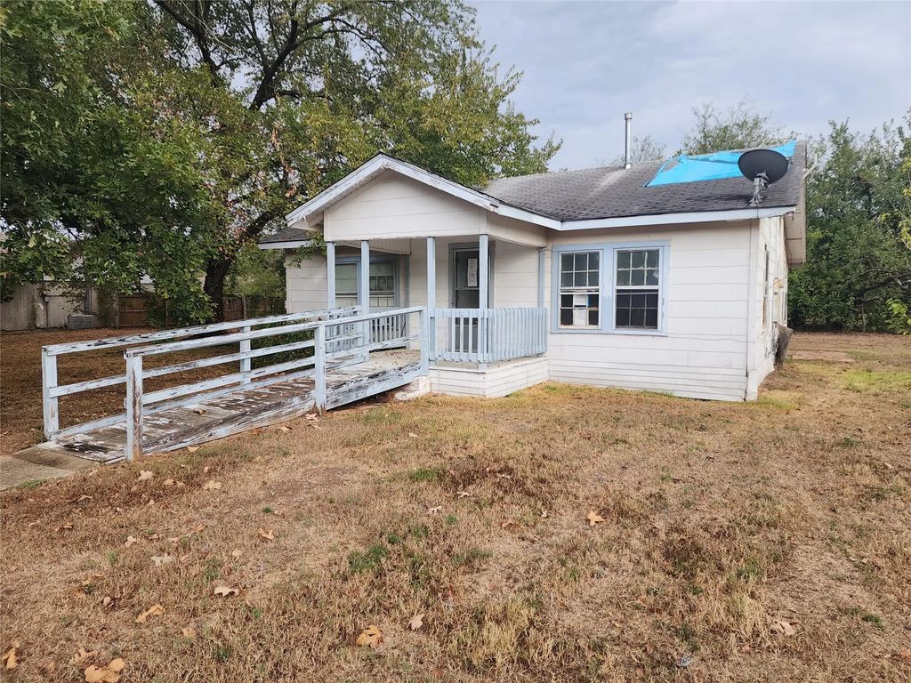 500 E Kezee, Calvert