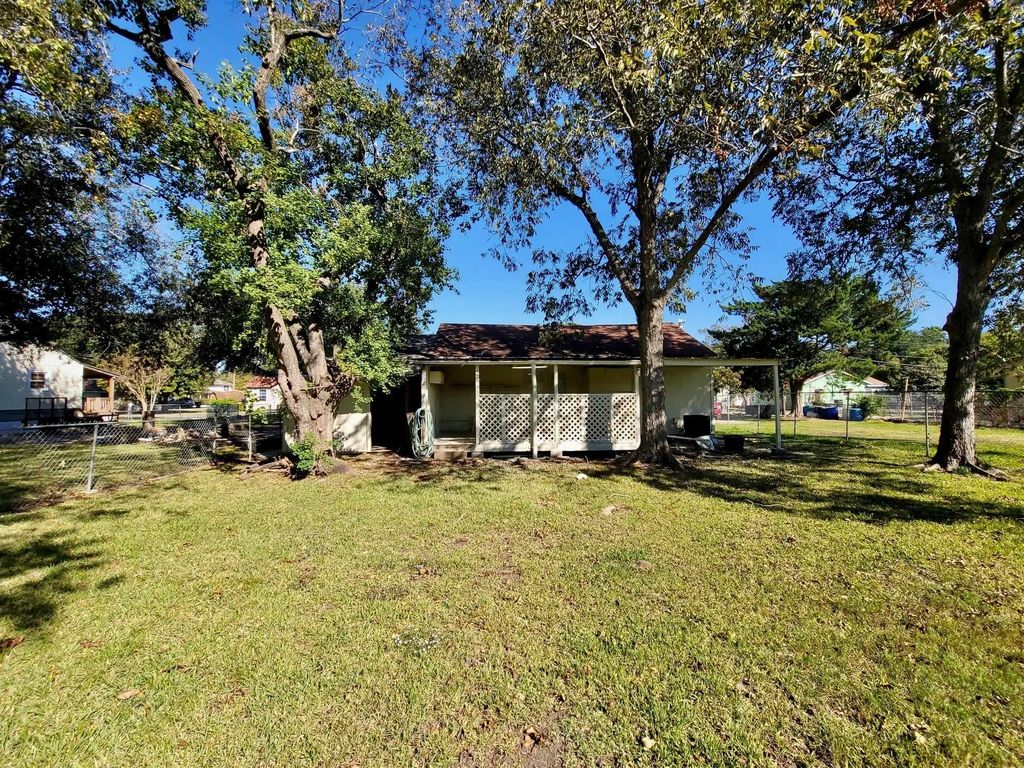 2425 8th Avenue, Port Arthur
