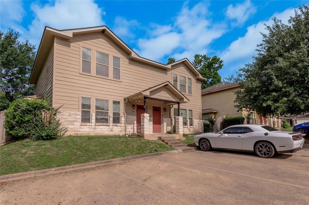 104/106 Yegua Circle, Huntsville