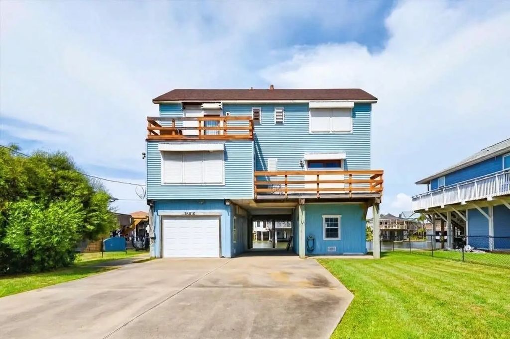 16610 Bahama Way, Jamaica Beach