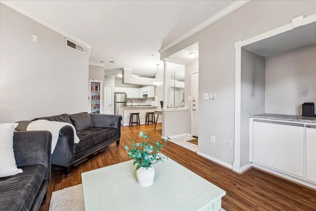 1330 Old Spanish Trail 1103, Houston