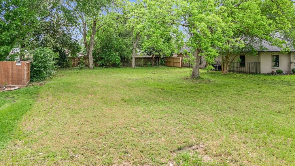 1916 Springrock Lane, Houston