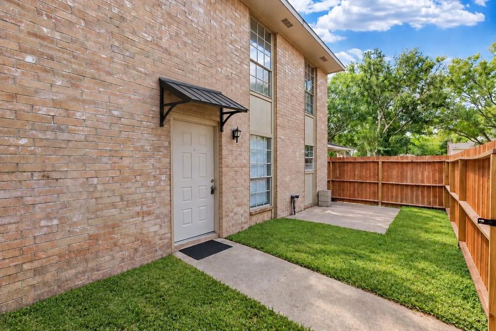 1926 Avenue B, Katy