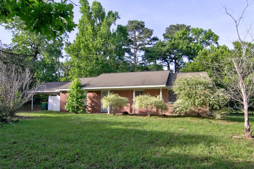 3610 W Davis, Conroe