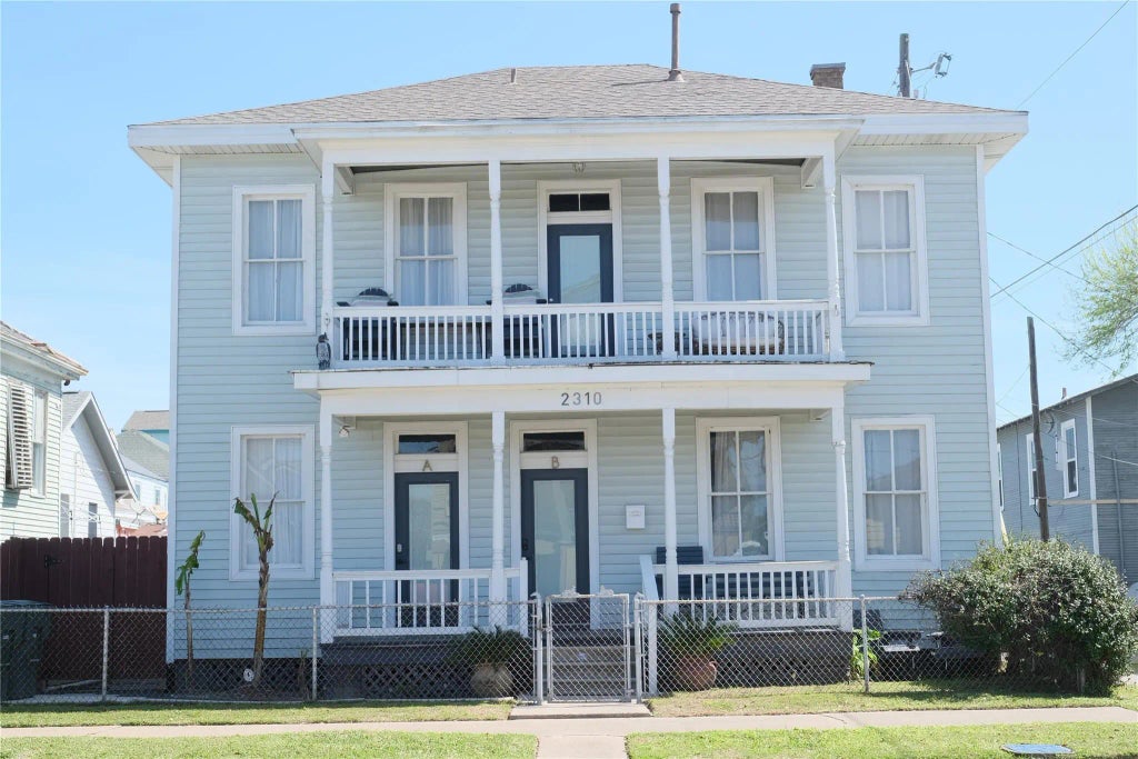 2310 33rd Street A, Galveston