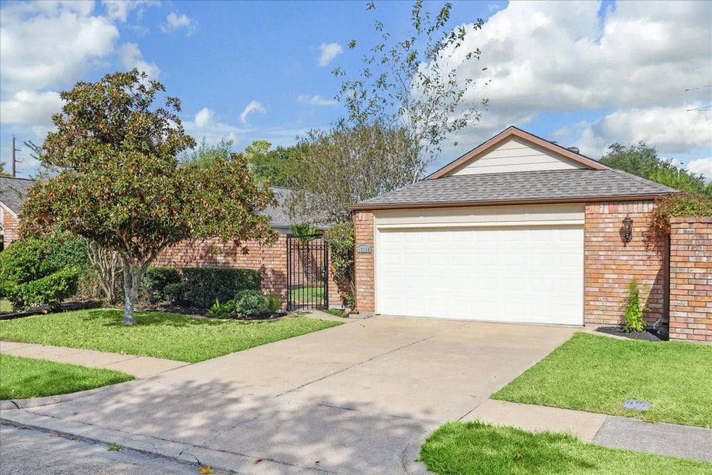 13114 Worthington Street, Sugar Land