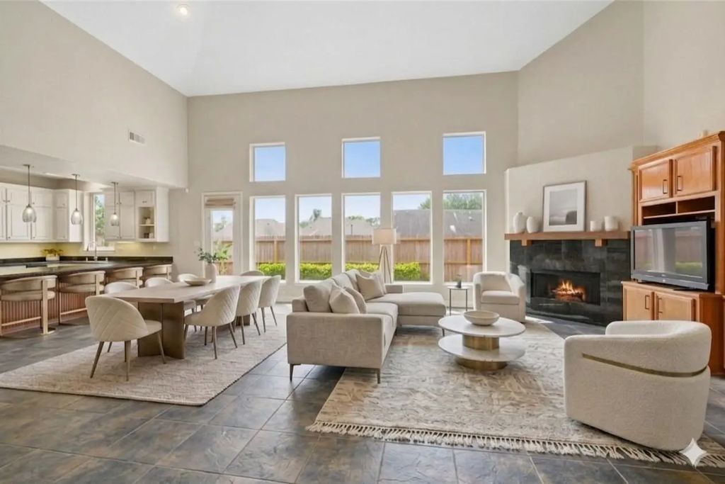 412 Live Oak Lane, Friendswood