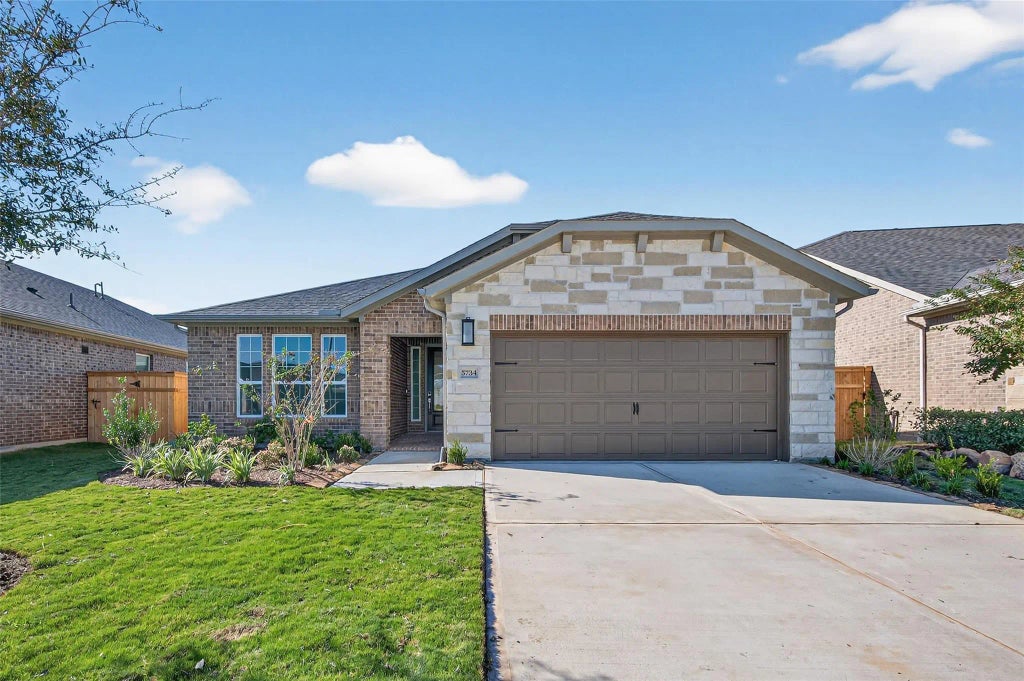 5734 Pedernales Bend Lane, Fulshear
